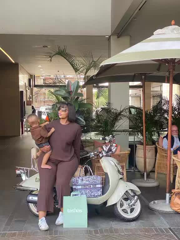 @Lulumenziwa