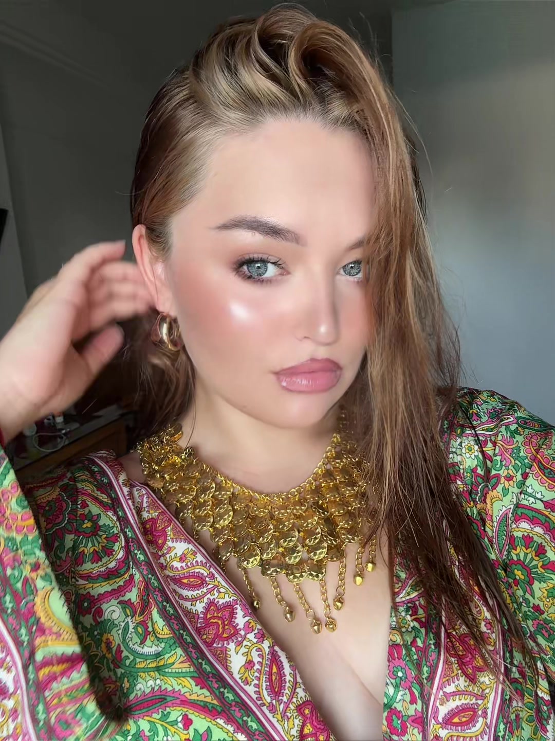 @Darya Tultava