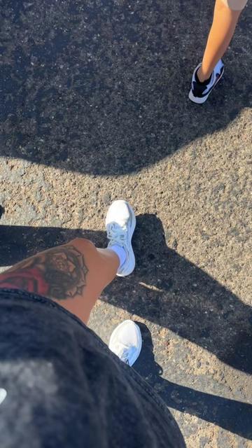 @Leeahhh