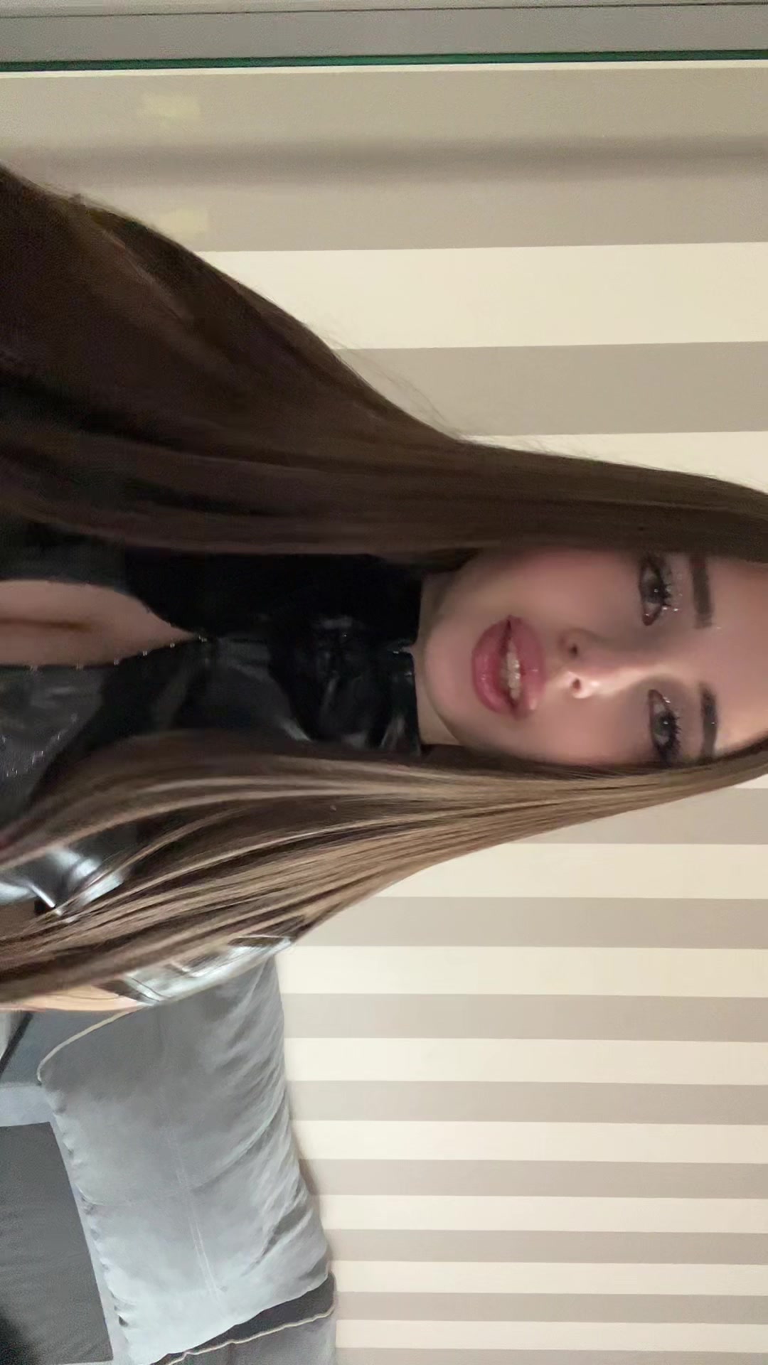 @Кошка