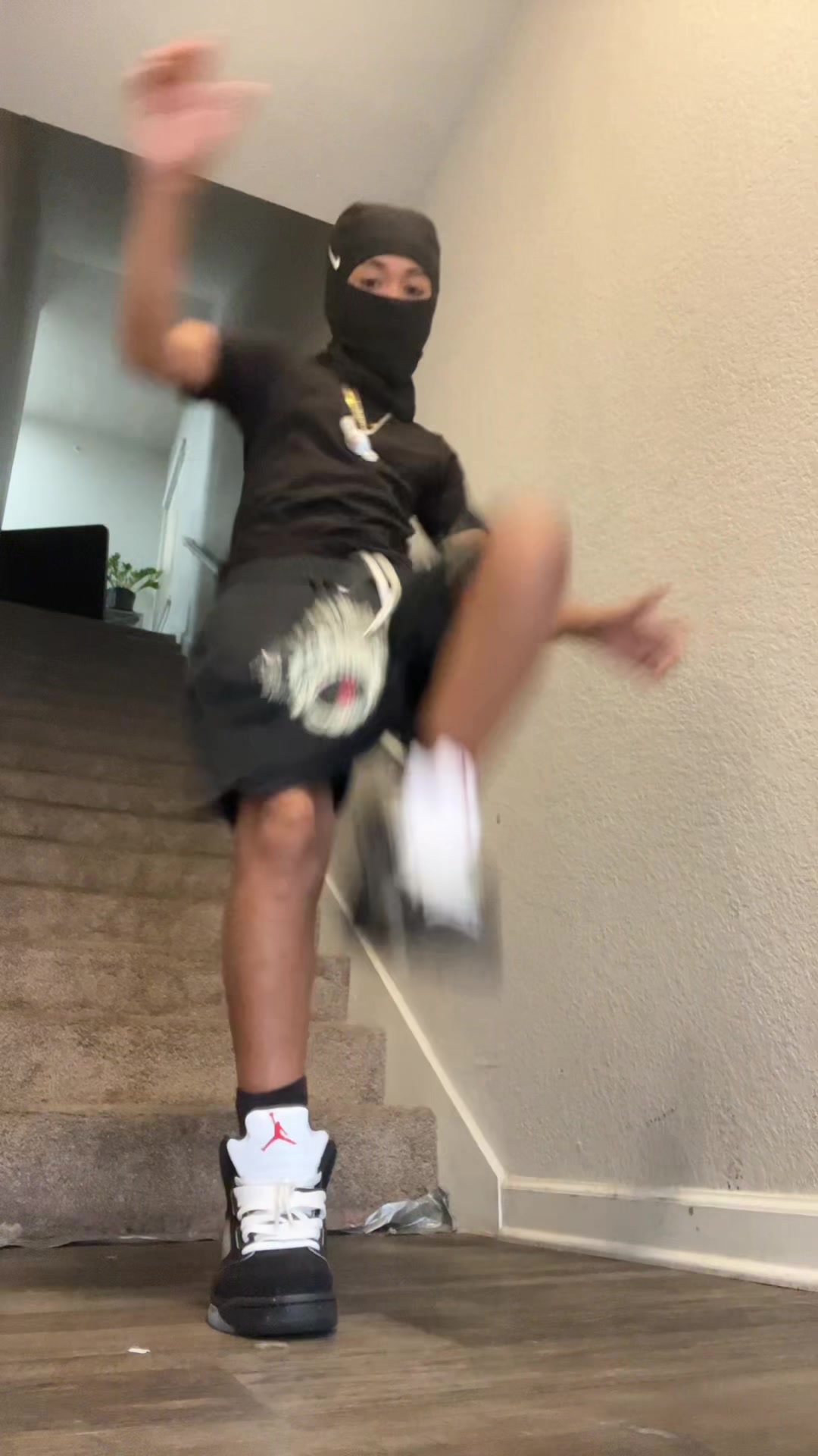 @𝓕𝓻𝓪𝓷