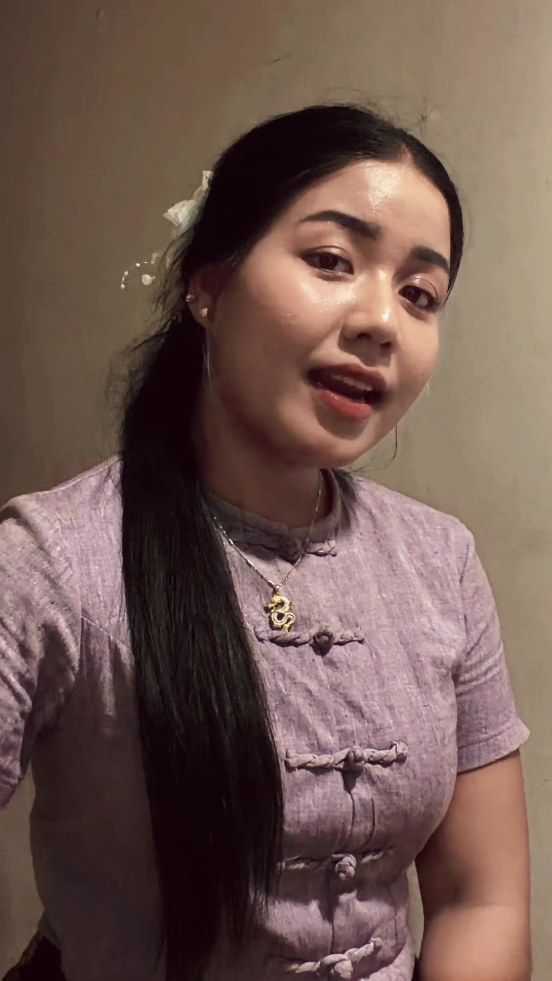 @khin zu paing