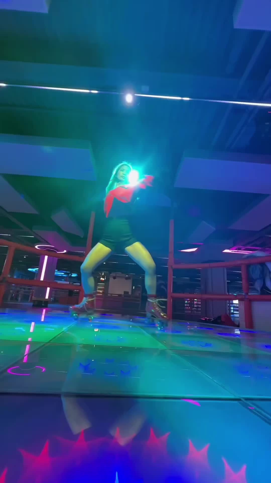 @JajaHoho Rollerskates