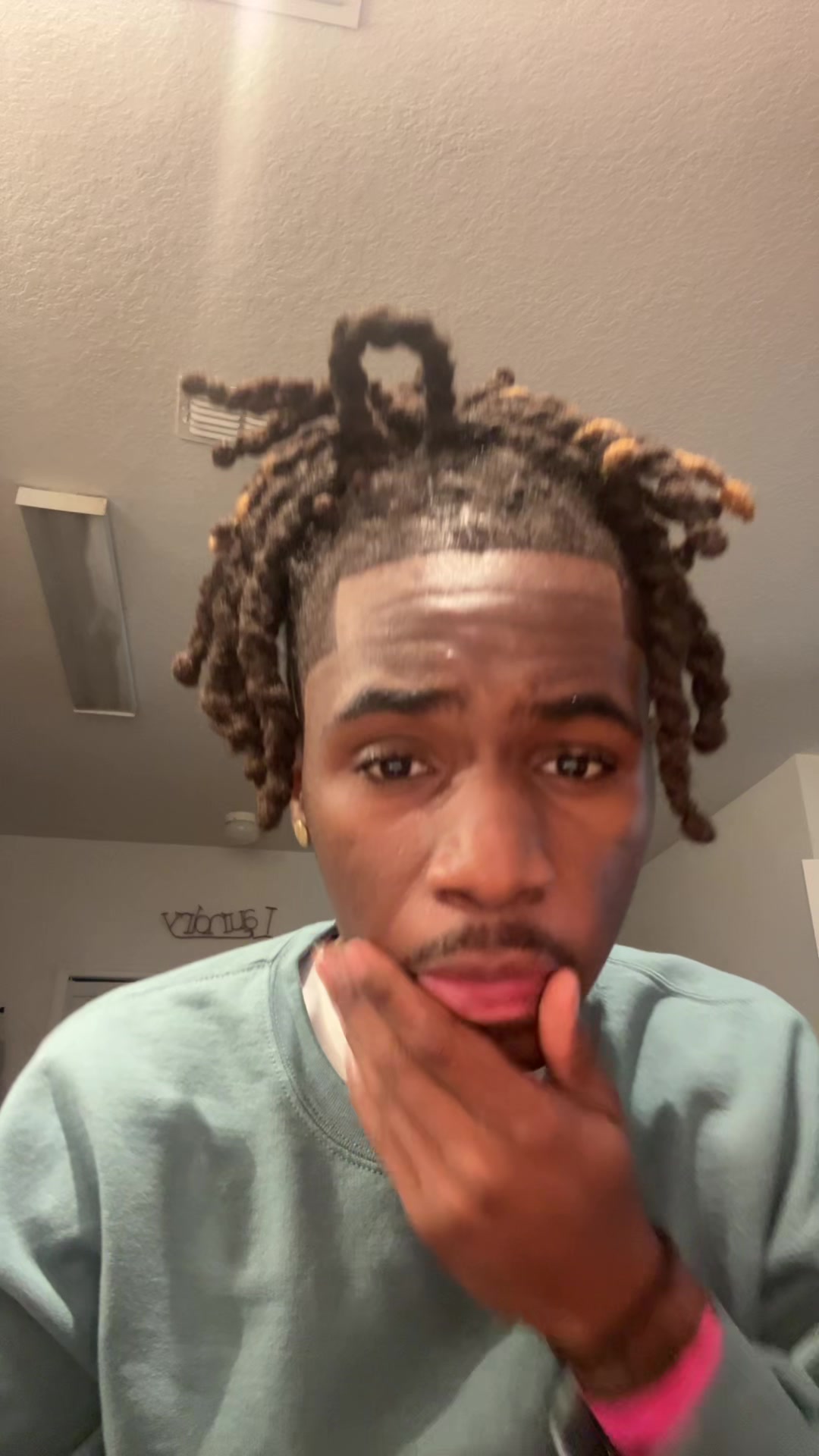 @zy
