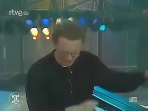 @newwaves101