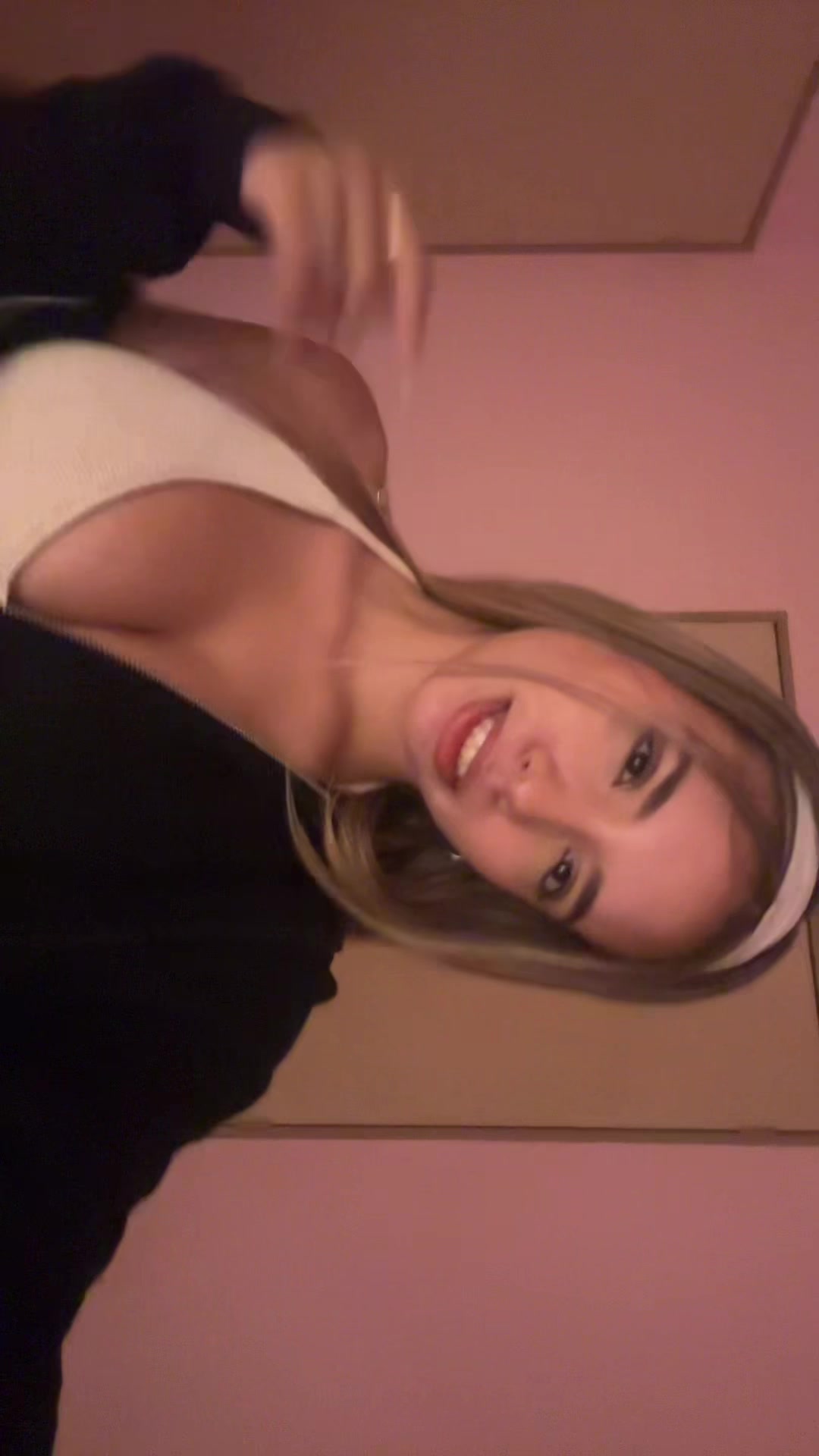 @Cami