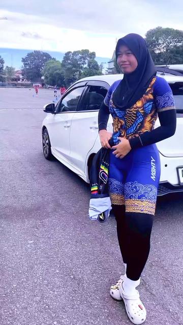 @PESONA UKHTY