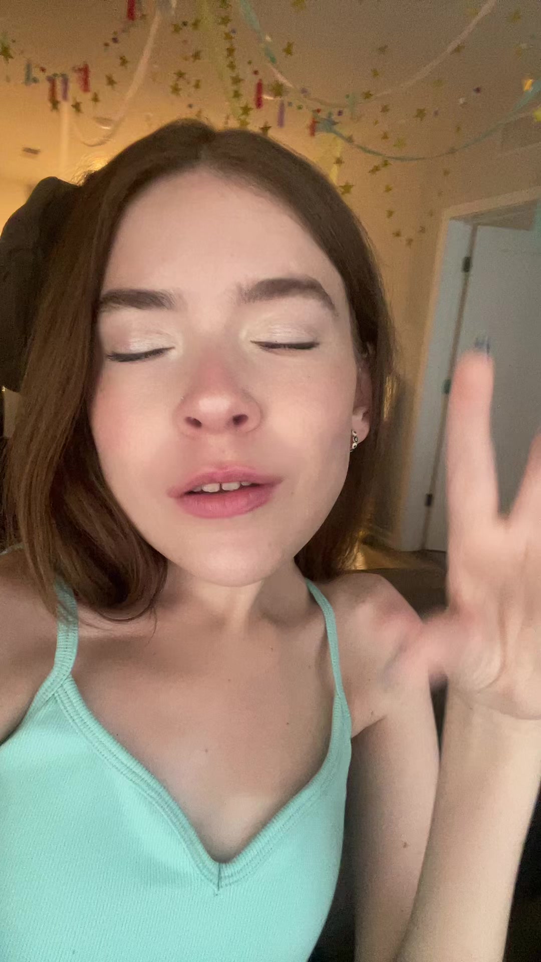 @noelleghazel