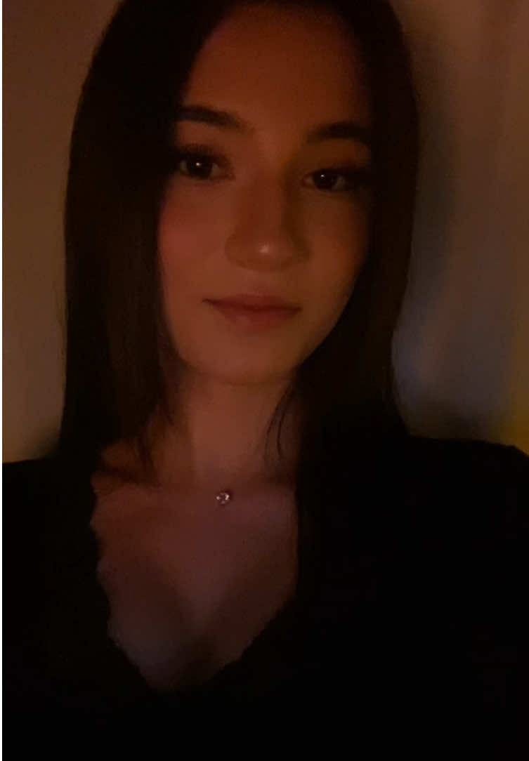 @aniska🪽