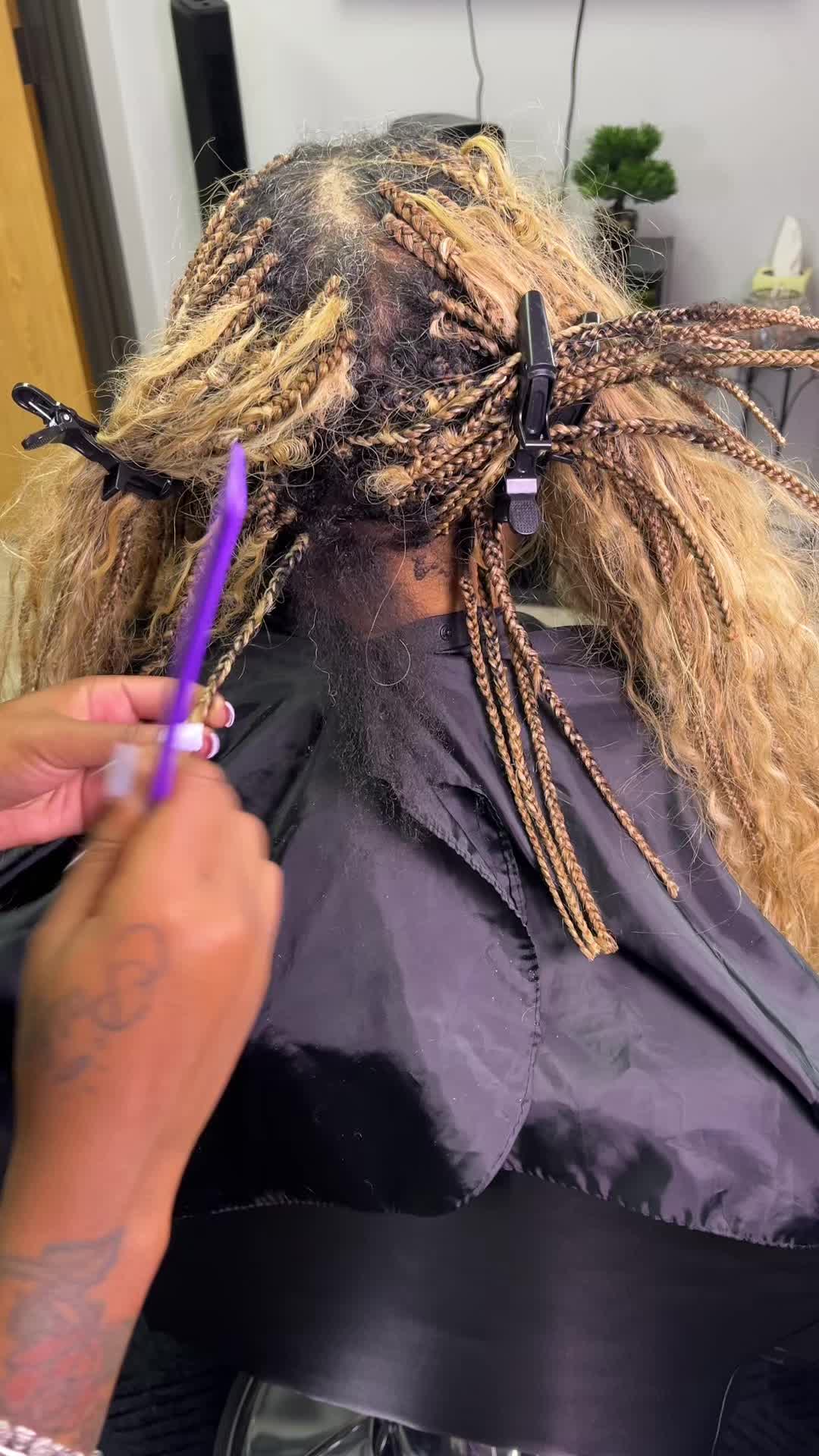@Houston’s Braider/Lash Tech