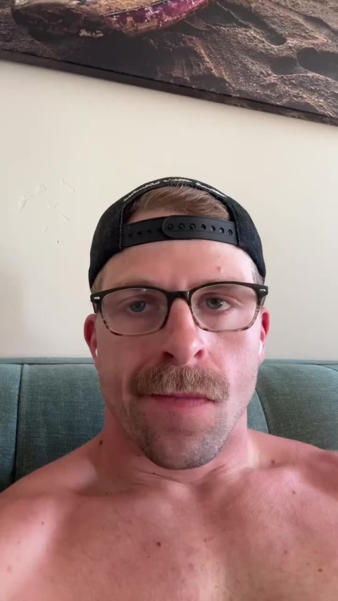 @F