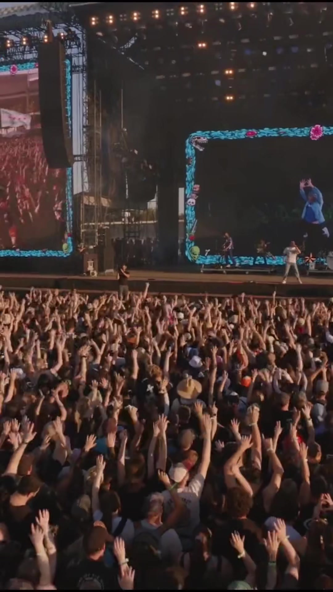 @3OH!3