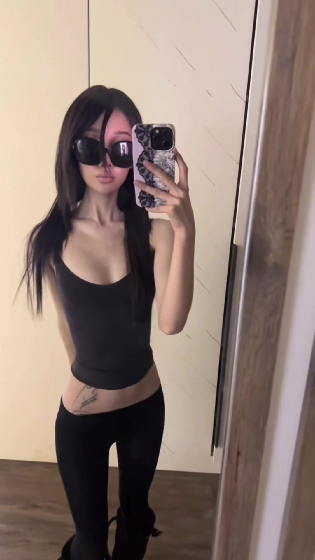 @Desperategirlkisser