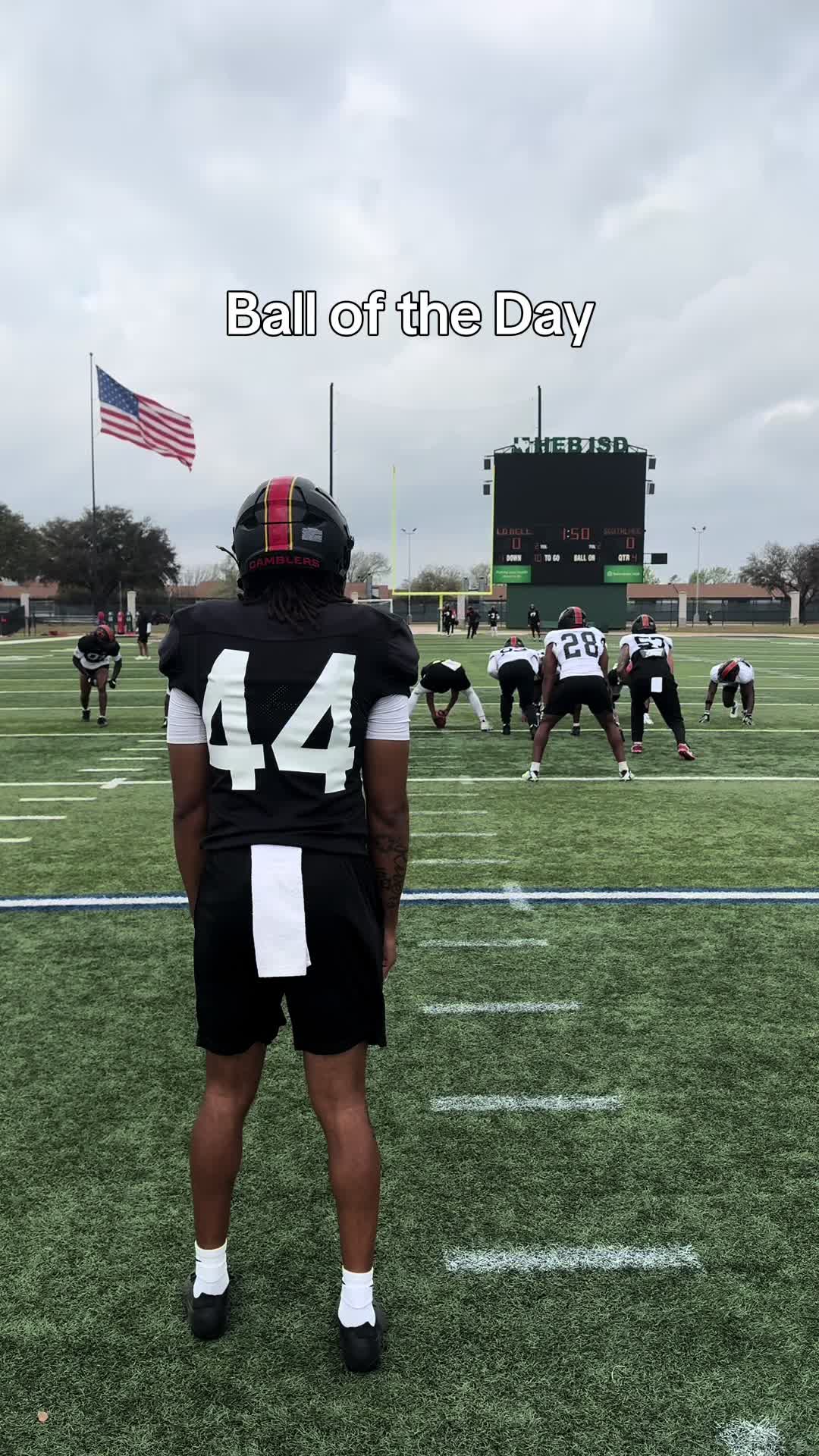 @4thDownHero