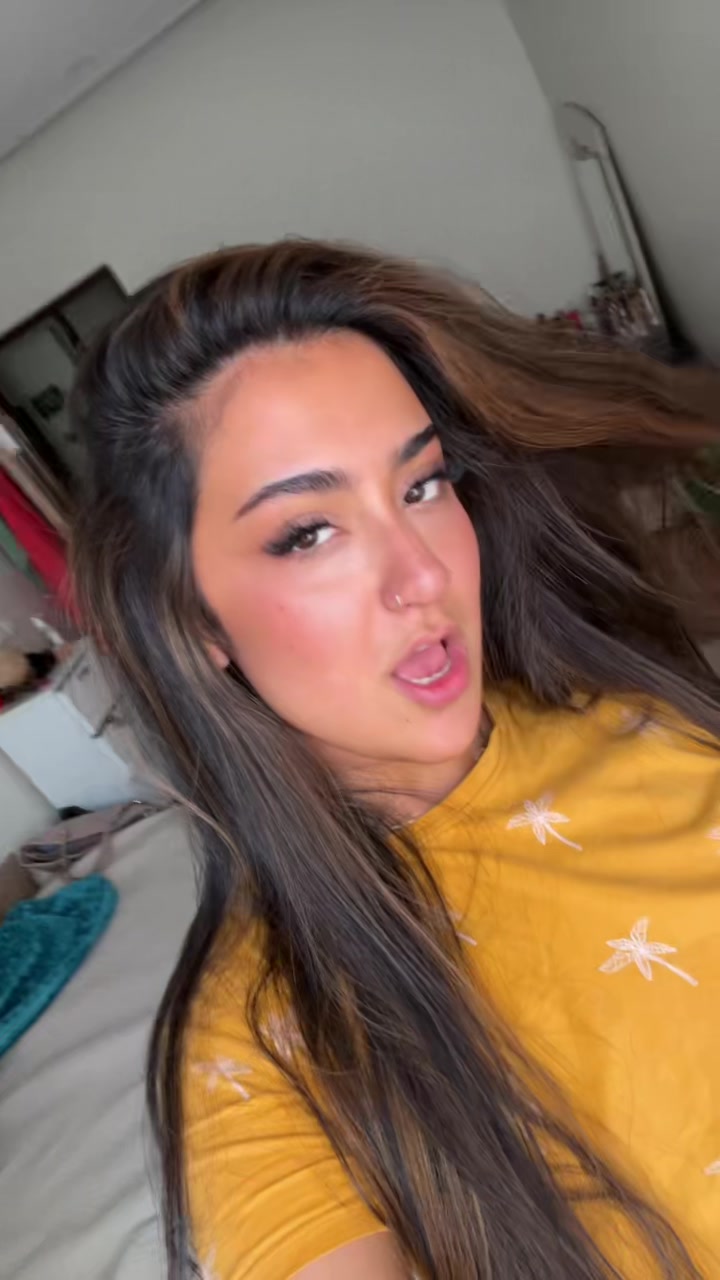 @hastiariana