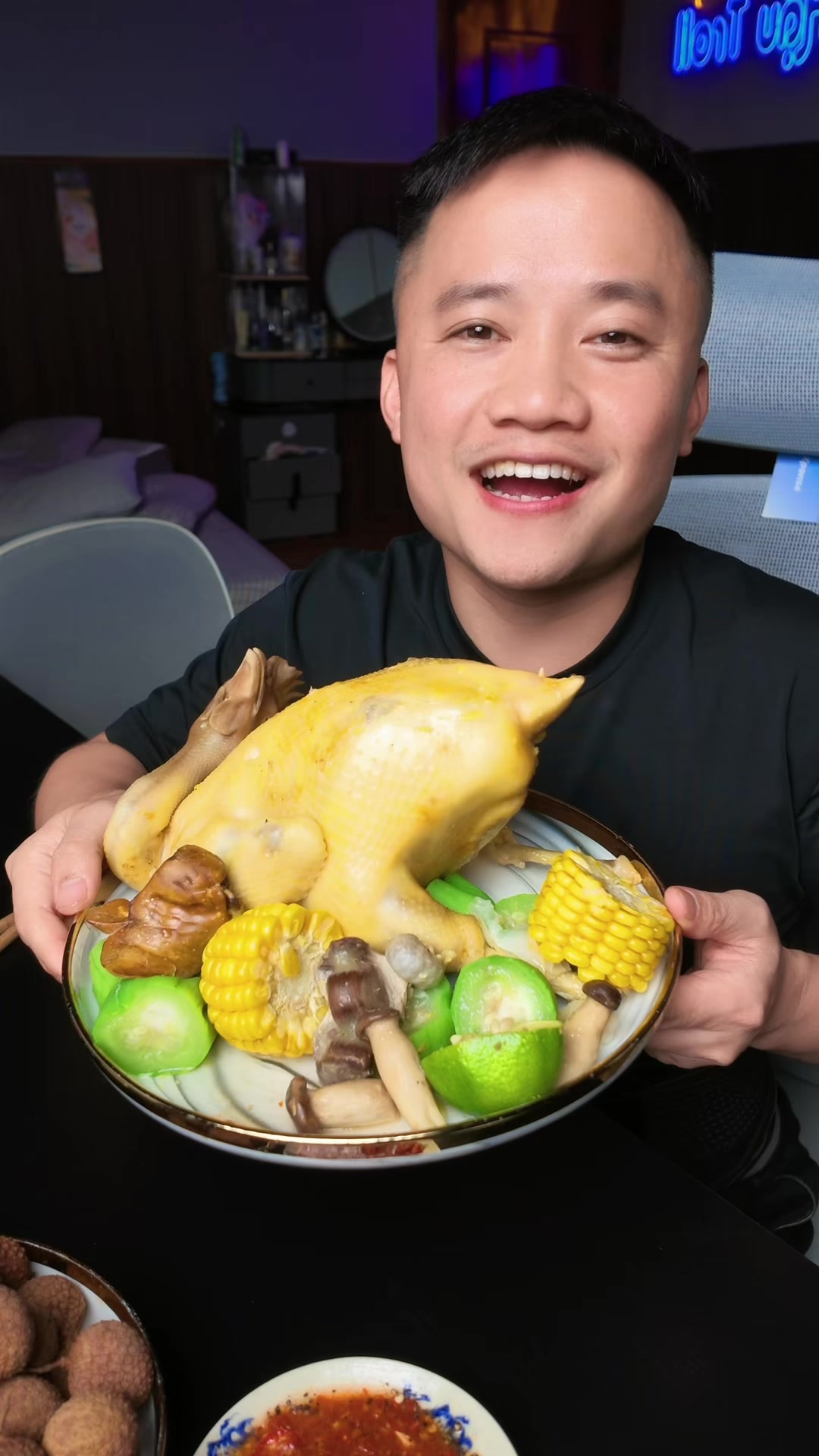@Nguyễn Văn Hậu (Hậu Troll)