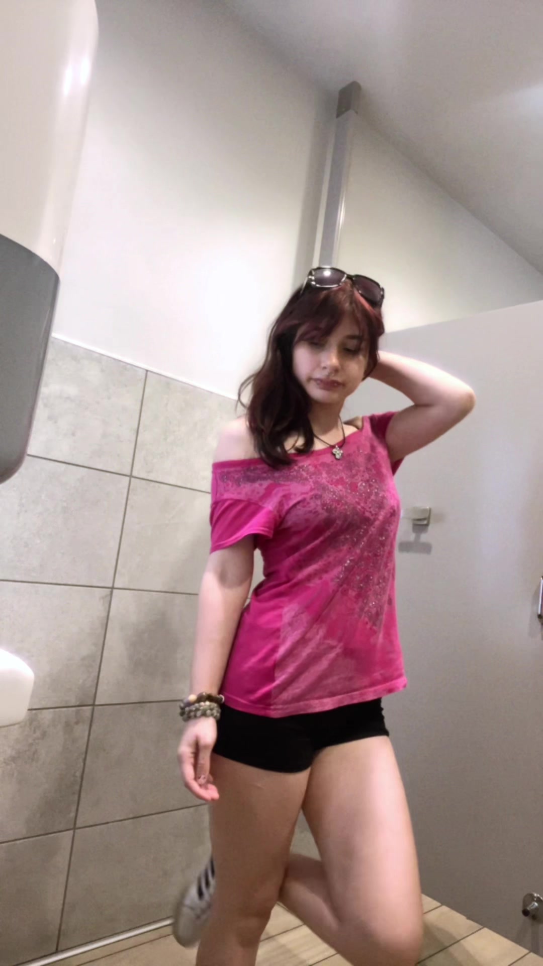 @Andreyah