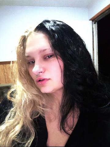 @Liv