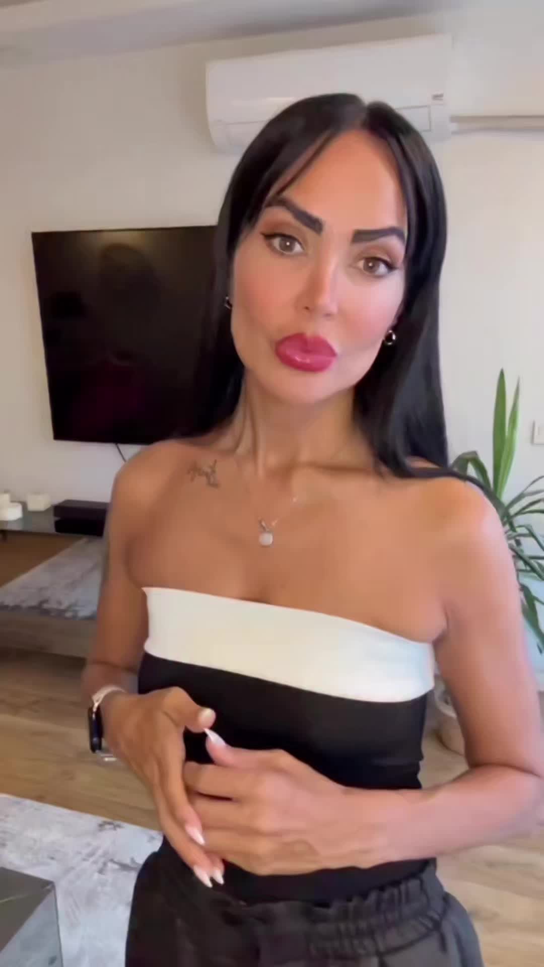 @PersianVibe