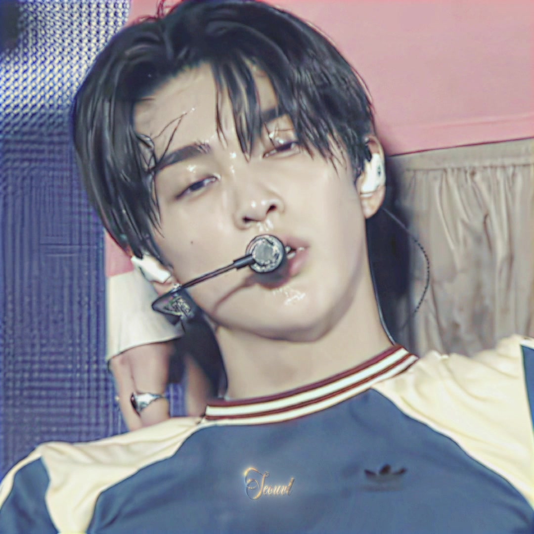 @โข nia