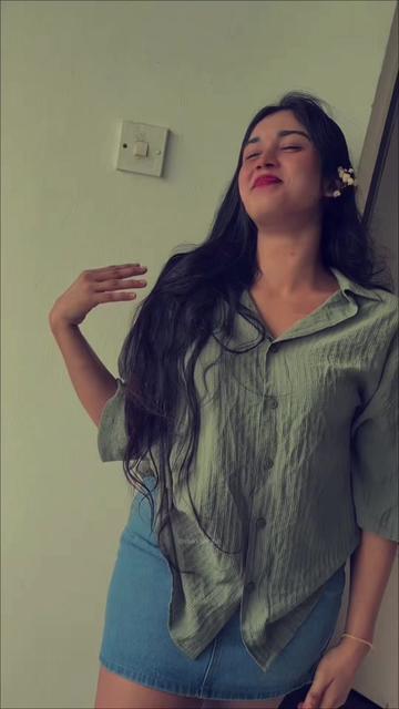 @𝒯𝒽𝒶𝓇𝓊 𝒻ℯ𝓇𝓃𝒶𝓃𝒹ℴ 🍷🍓