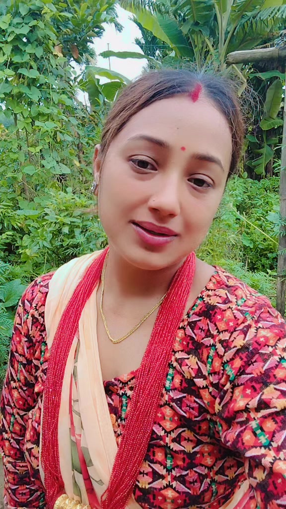 @🇳🇵☘️uma khatri🇳🇵☘️