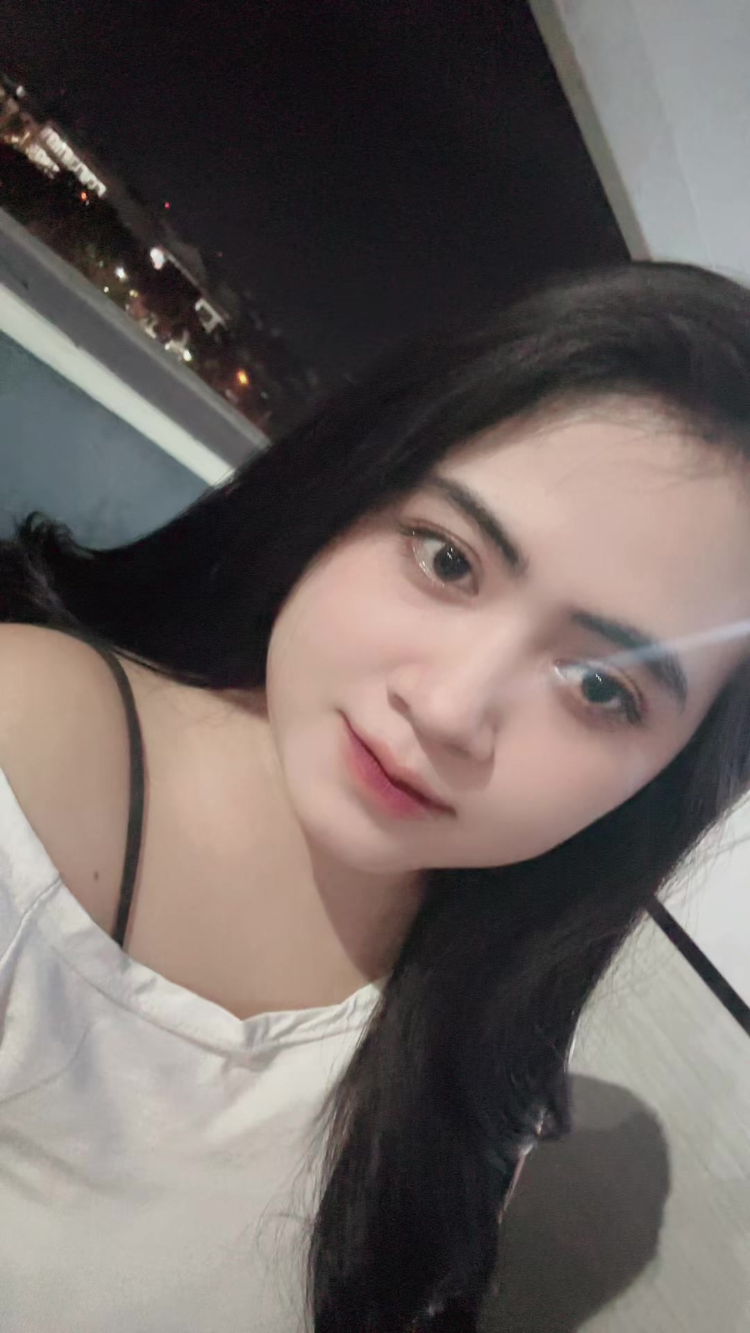 @Adyra
