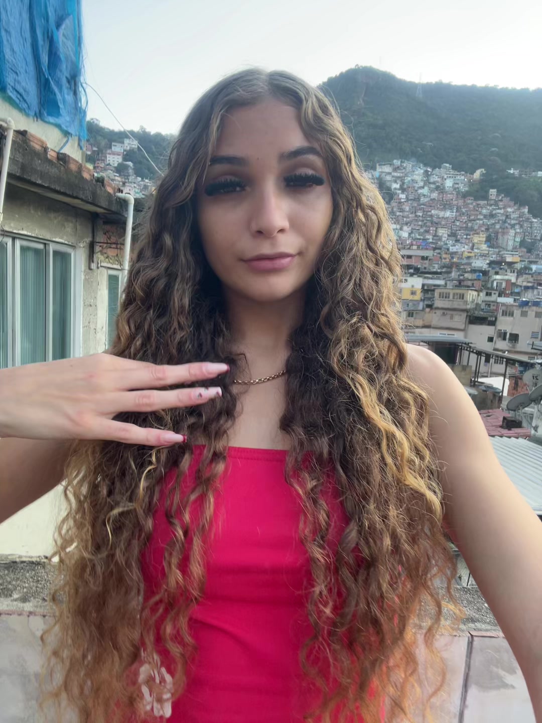 @lluizaheleena