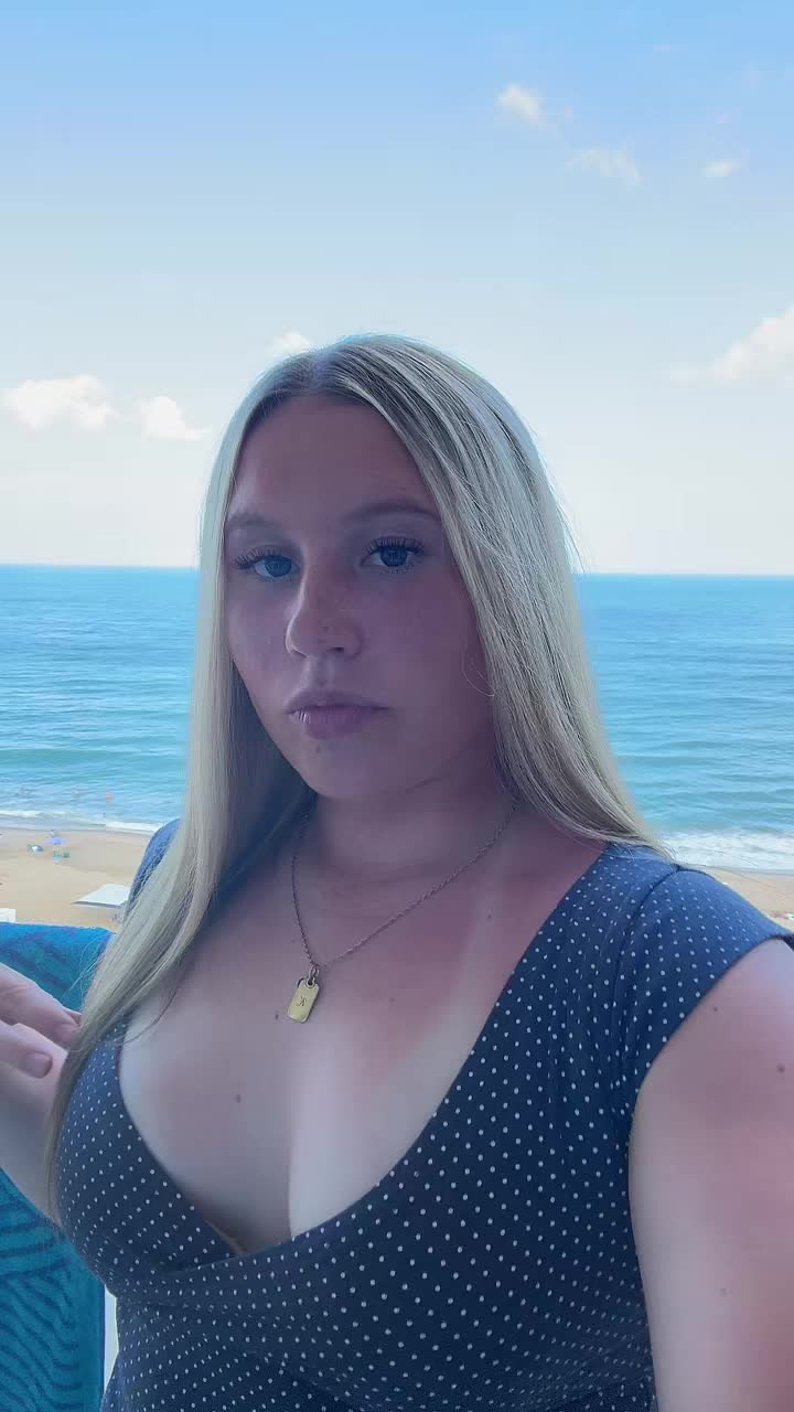 @kaitlyn 😇😇