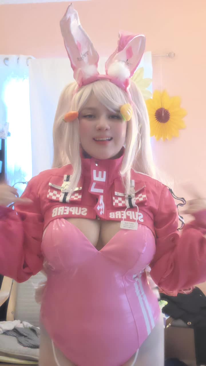 @<3