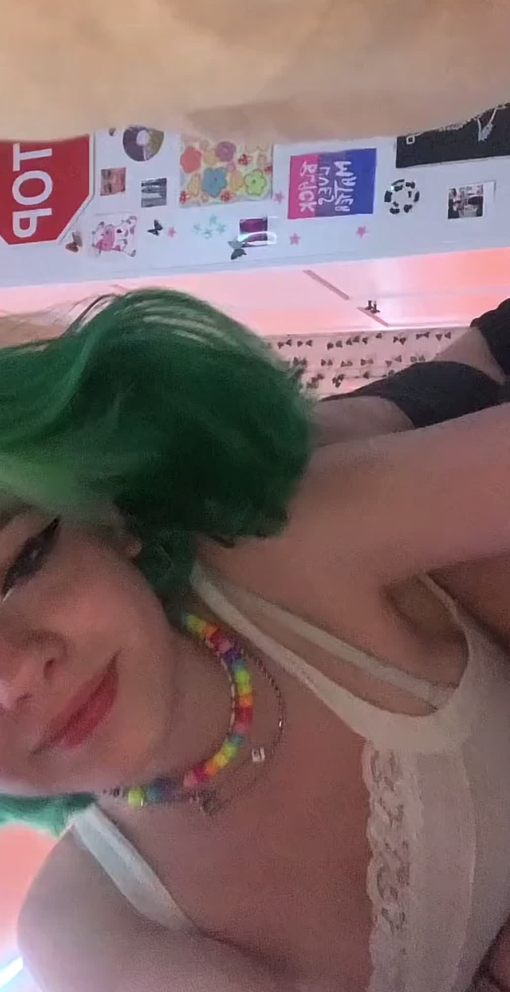 @꩜