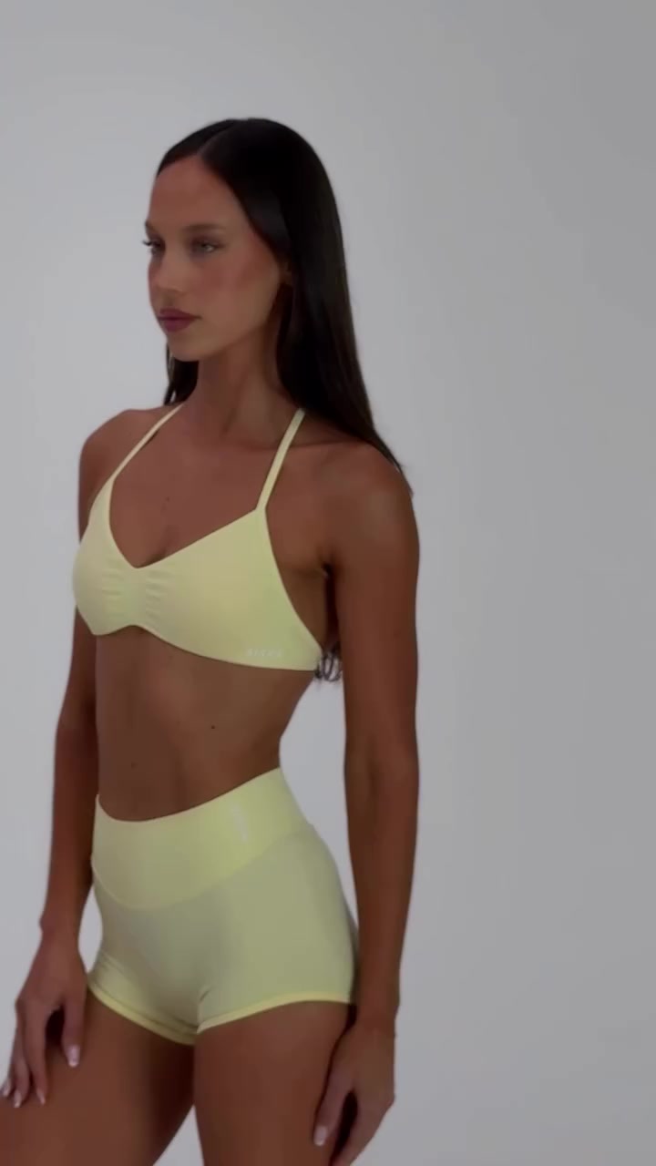 @giseleback76