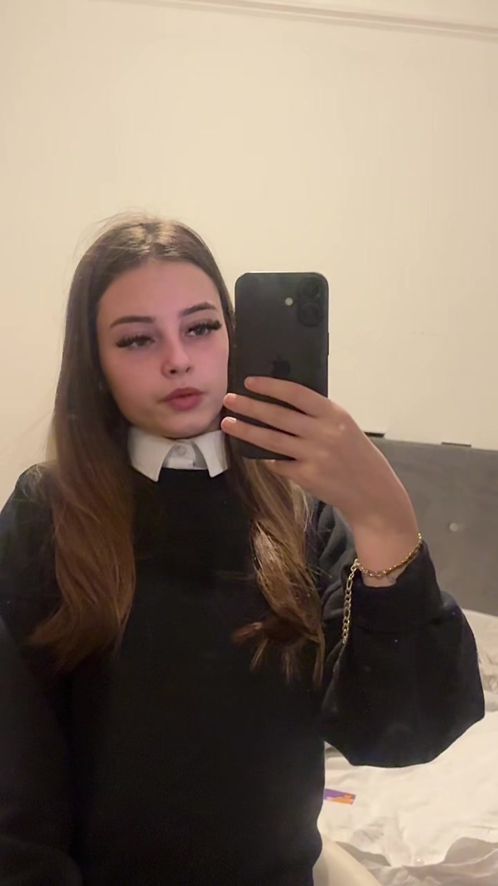 @𝐄&𝐁💘