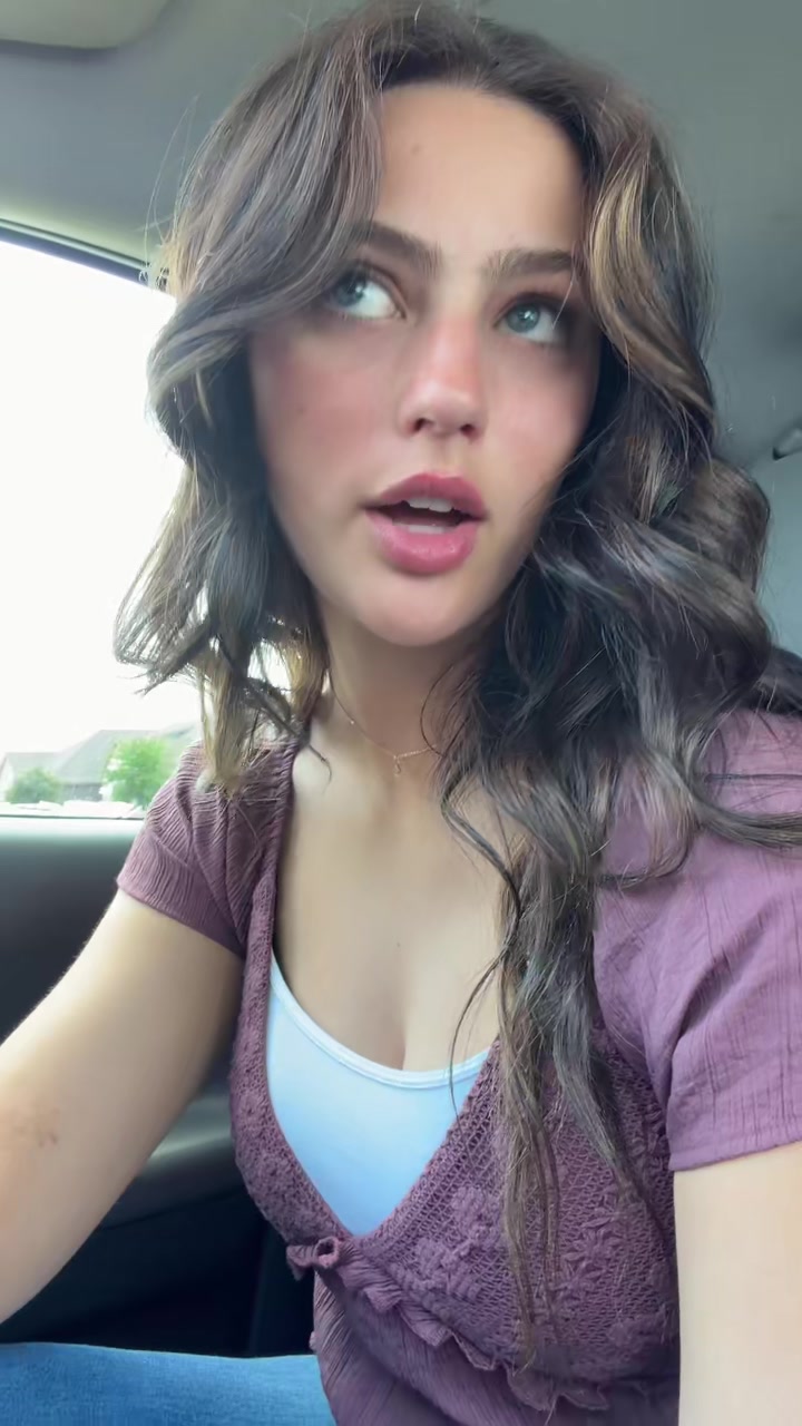 @bellaaa