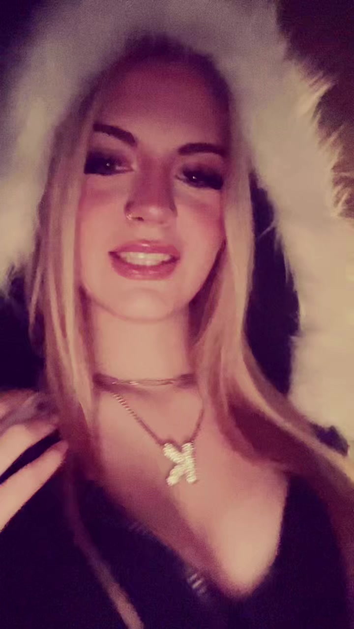 @Kat$