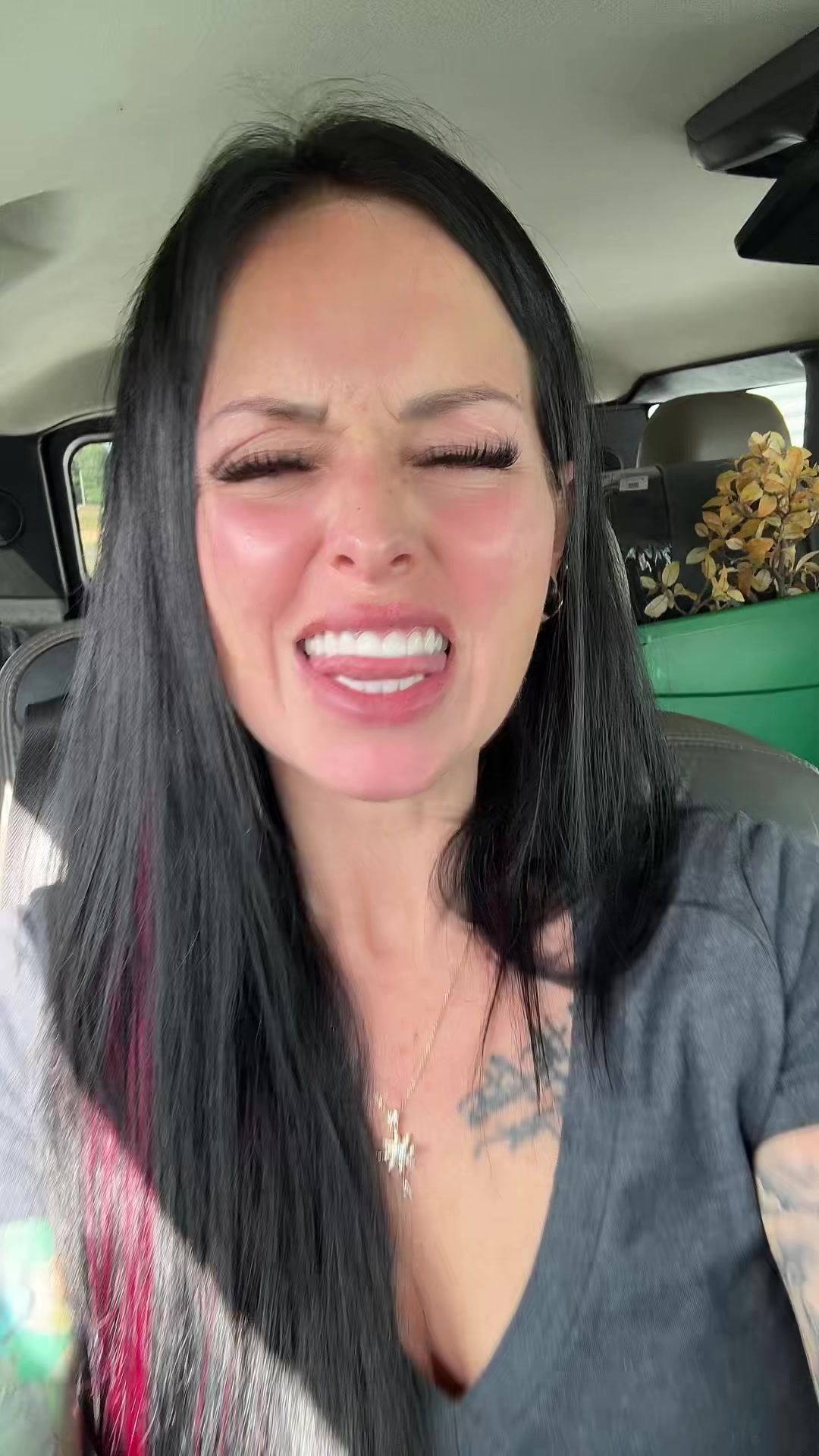 @To0thlessQueen💋