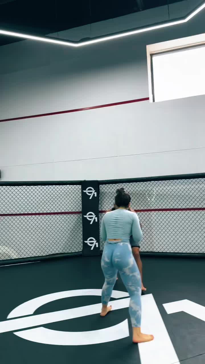 @OneRoundGetDown