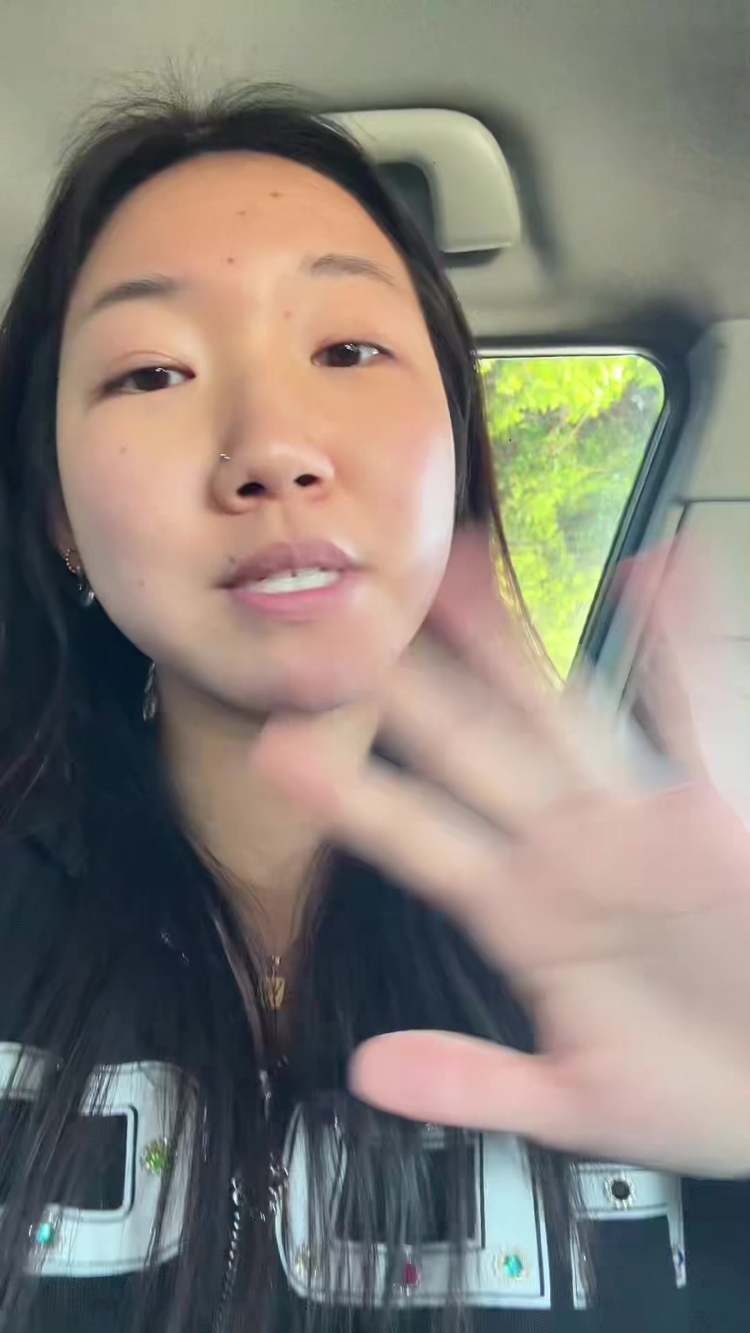 @viviancholol