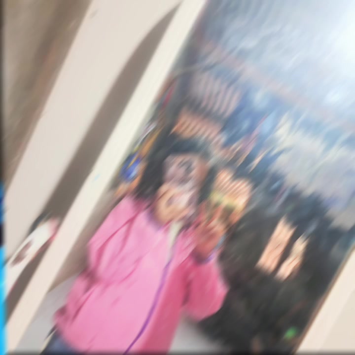 @Ellise store