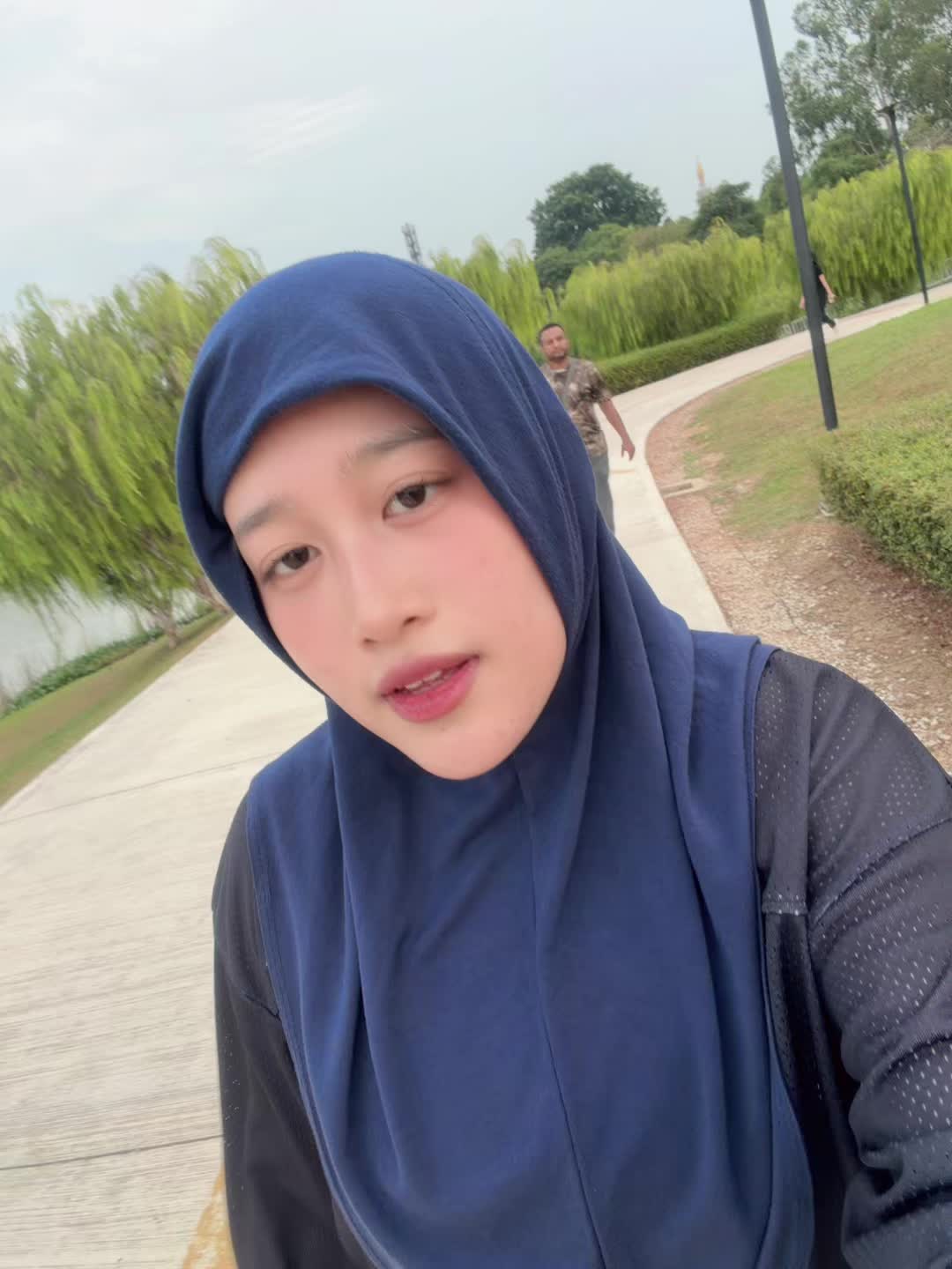 @khayyiee