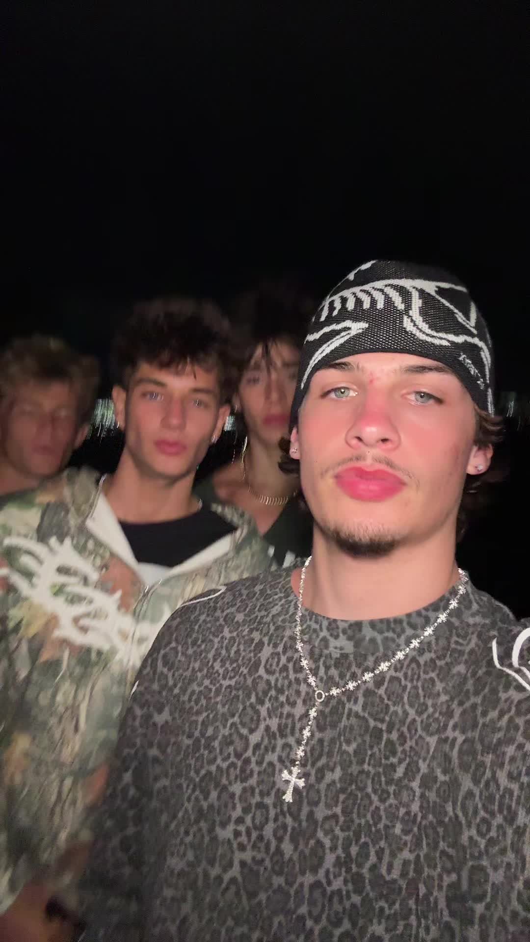 @notthejrob🎒