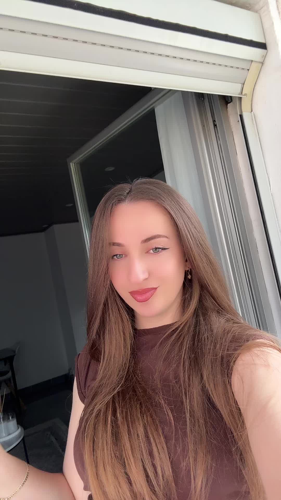 @Onna_Onna