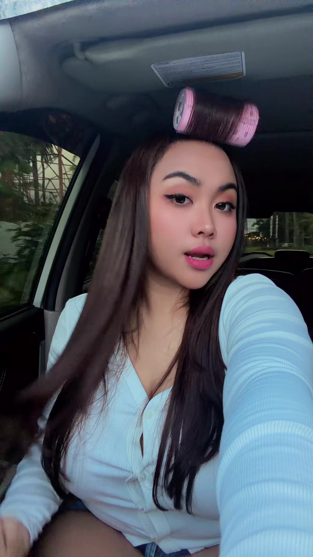 @woshella