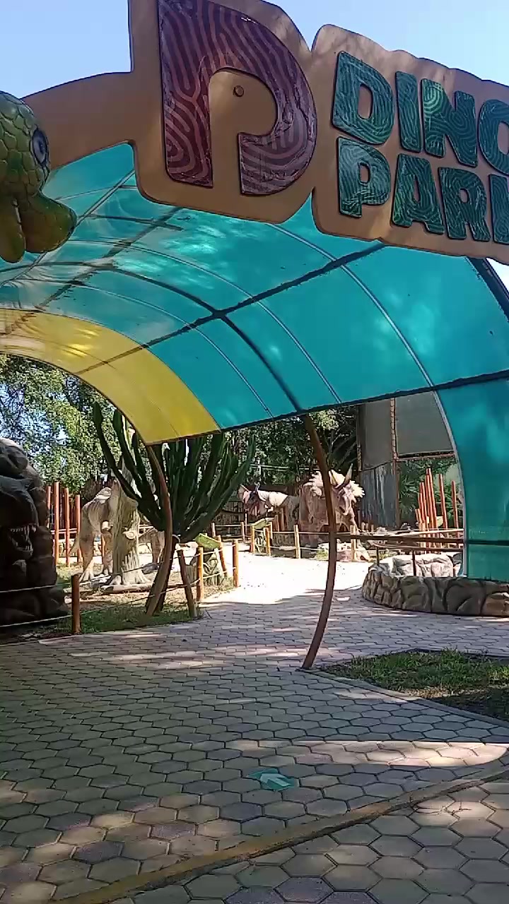 @CARMEN ROSA LEONCITA SOLTERITA