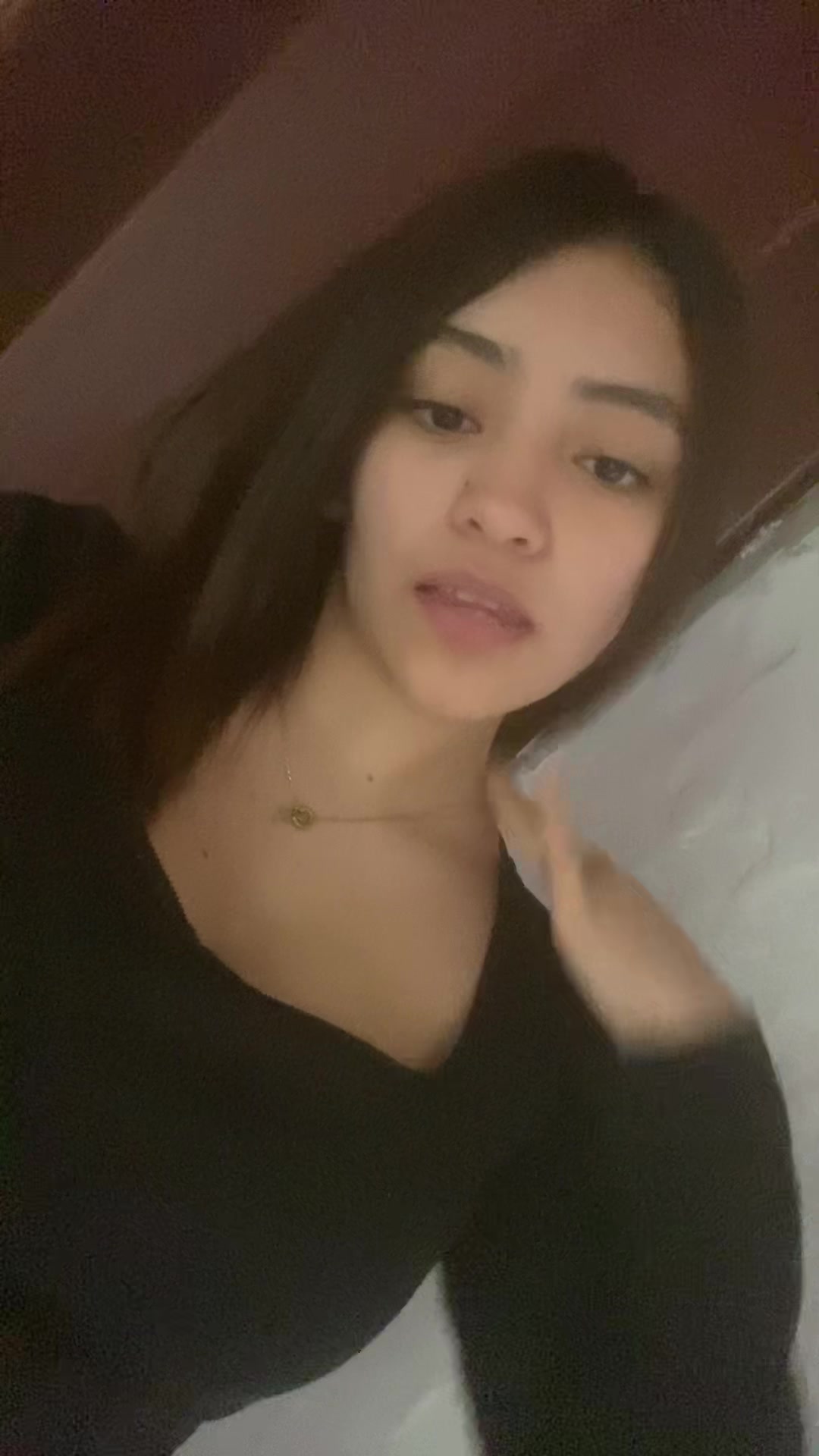 @🫢
