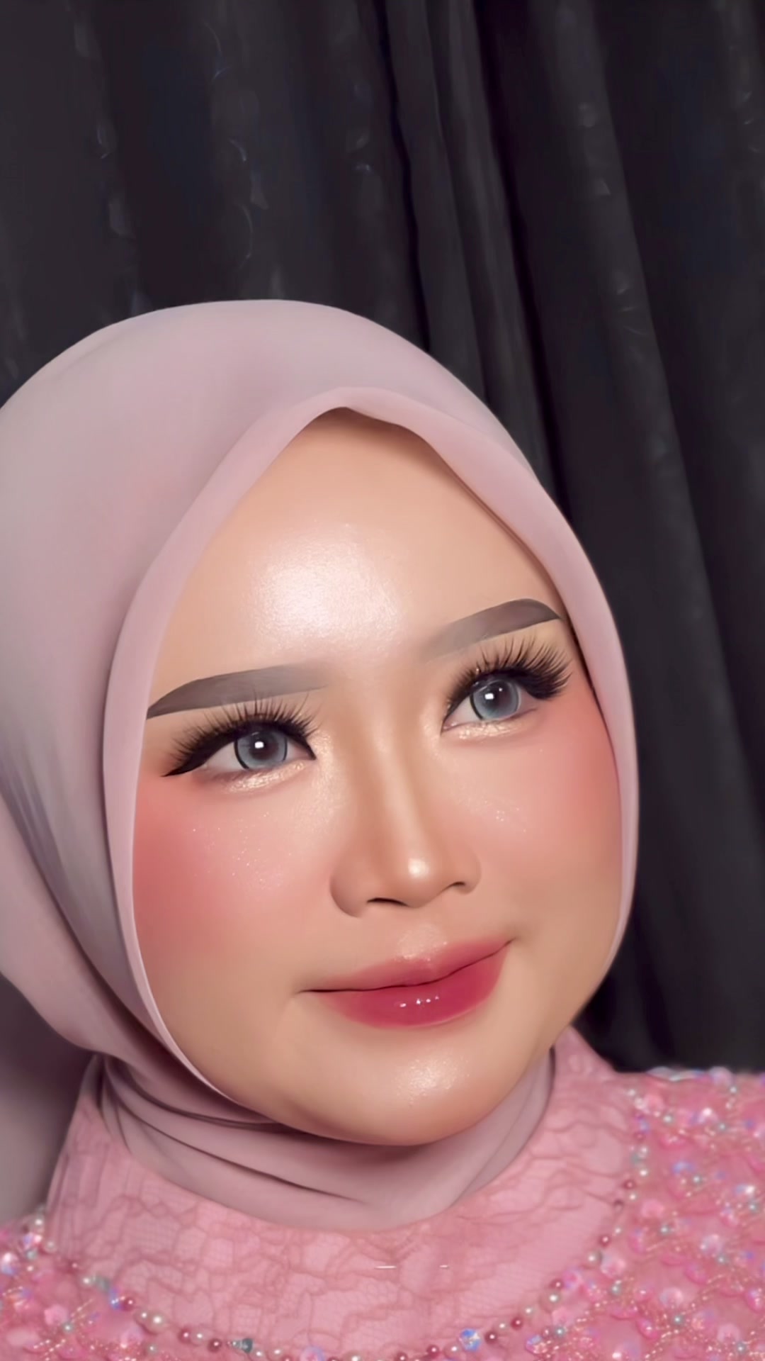 @idamakeuppati
