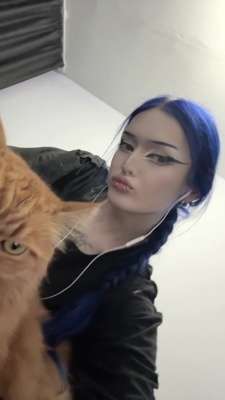 @мальвина
