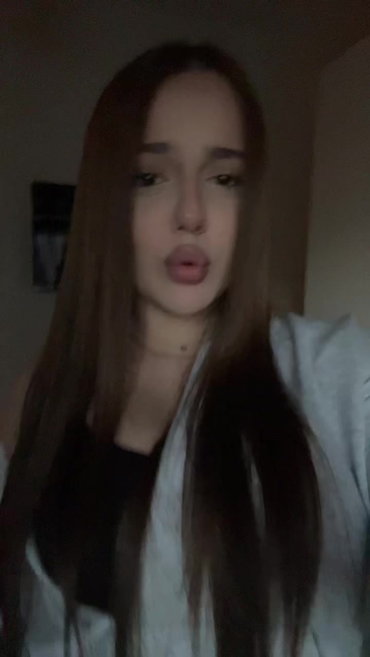 @elenica