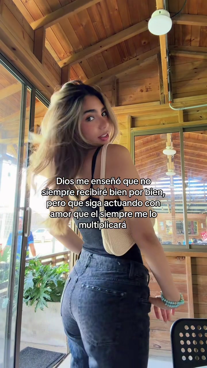 @Camila
