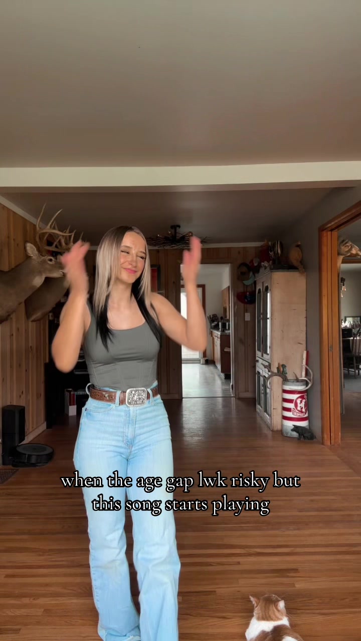 @CC